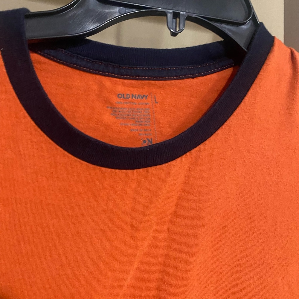 Old Navy Orange Short Sleeve Tee - Picture 2 of 2